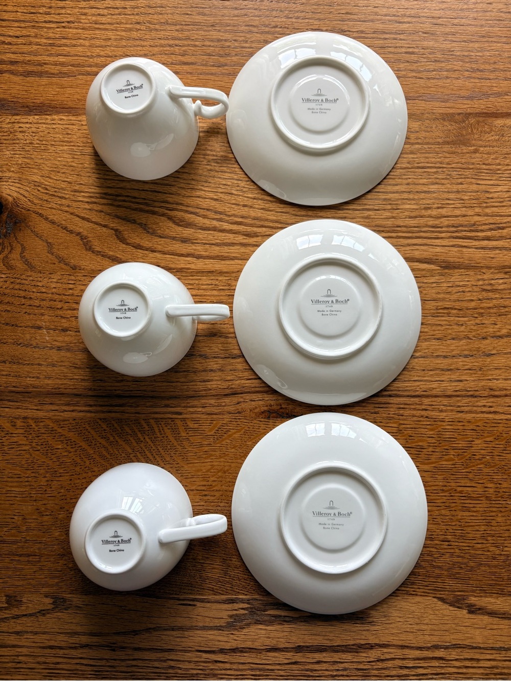 Villeroy & Boch Royal Weiss white Fine Bone- set of three teacups and saucers - Picture 4 of 5